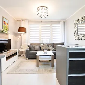 apartament-dworcowa-kolobrzeg.kolobrzeghotels.com/