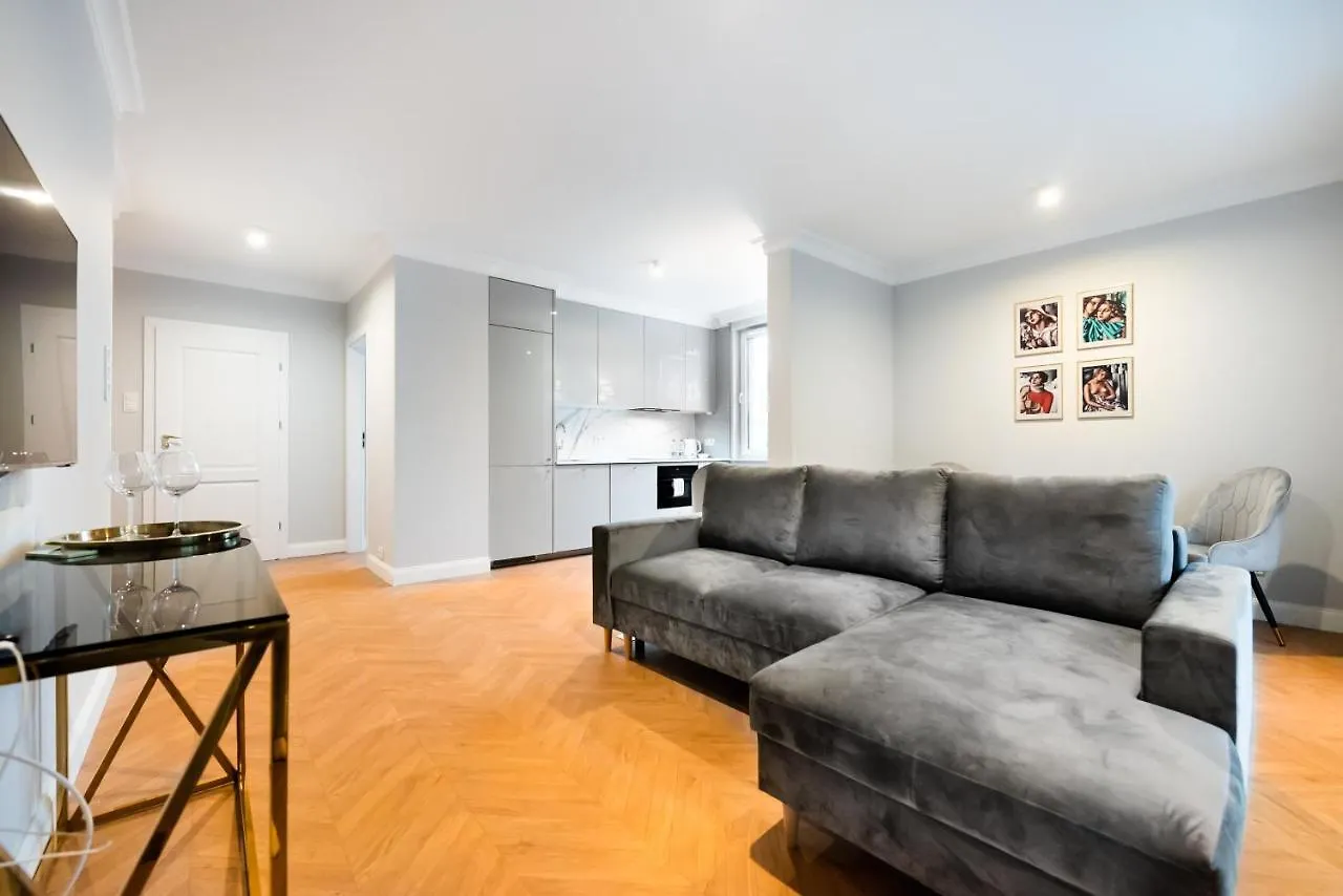 Stara Praga Superior Apartment Warsaw